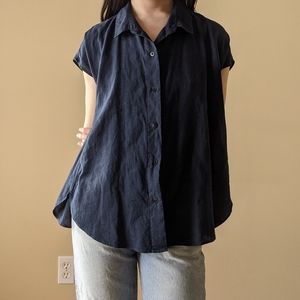 Uniqlo linen navy short-sleeve button-up